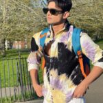 Abhishek Kumar Instagram - Hardwork : No one cares ☝️ Success : Everyone stares ✌️ . . . #Shooting #Udaariyaan #londondiaries #AbhishekKumar #AmrikSinghVirk #outdoor #shoots #London #glasgow Park District, Glasgow