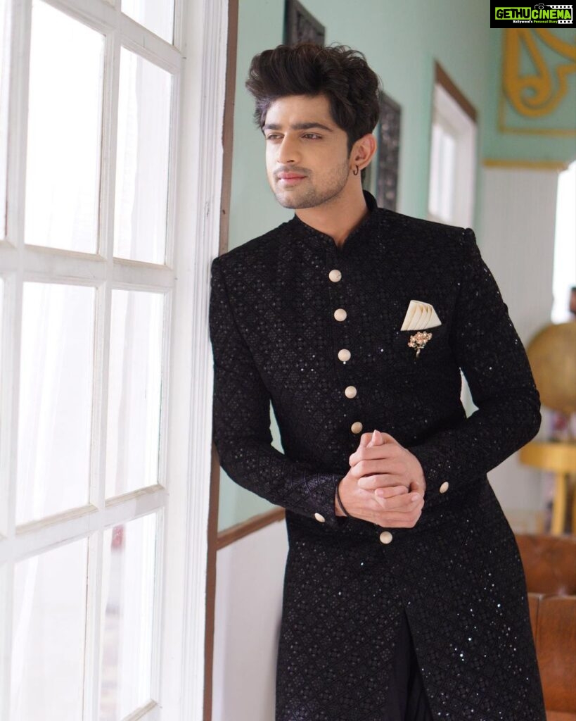 Abhishek Kumar Instagram - #AmrikSinghVirk 🖤 . . . . Outfit by : @sanjay_lehnga_house Chandigarh, India