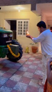 Abijeet Duddala Instagram - Dussehra Shubhakankshalu 🕉️ I wish you all the best of life, may all your hardwork pay dividends and bear fruit. Ayudha and Vahana Pooja is extremely important, because these rituals spread positivity in the things we use in our daily lives and allow us to remain safe while doing so. Our every festival is so colorful and fun, with each one having a unique significance. I grow to value more and more each day, the sophistication of our heritage and the rich culture we belong to.. #dussehra #2023 #puja #morepassionmoreenergymorefootwork #bharat #ayudhapooja #vahanapooja