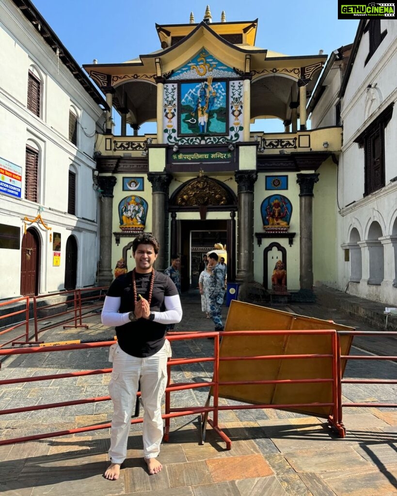 Abijeet Duddala Instagram - Har Har Mahadev 🕉️ #mahadev #shiva #kathmandu #nepal Pashupatinath Temple
