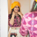 Adah Sharma Instagram - Sometimes when I close my eyes.................. I can't see 🤣🤣🤣🤣 👗 @manisha_khandwal_kore 💇‍♀️@snehal_uk Outfit by @house_of_jama Jewellery by @anupa_tulsi_jewellers 📸 @niranjanpat for the indoor pics Makeup by talented #StarKidRadhaSharma @adah_ki_radha Some pics @snehal_uk the stage pics I don't know who clicked 😬 #100YearsOfAdahSharma #adahsharma Pune, Maharashtra