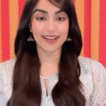 Adah Sharma Instagram - Parody video pe parody on public demand 😅🤣🐗👻🦍 Written and Directed by #StarKidRadhSharma @adah_ki_radha Constantly changing skin colour is very important . Please leave your name and blood group 🩸 in the comments #100yearsofadahsharma #adahsharma #matrimonial #parody