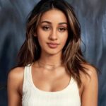 Aditi Arya Instagram - We never had yearbooks. We had class photos. With missing students badly photoshopped in. #yearbookchallenge