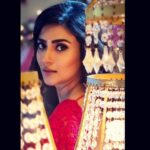 Aditi Sharma Instagram – Hellooo 🧚🏻‍♀️🌹
Shine bright ⭐️
Live life queen types 💃😻
#sunshine #littlethings #staypositive 😇