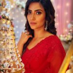 Aditi Sharma Instagram – Happy karwachauth 🌺♥️😇
💓 #countyourblessings 🌸🌼