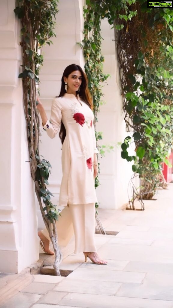 Aditi Vats Instagram - “Serenity Silk Symphony” Outfit Description: “Serenity Silk Symphony” is a our exquisite Pakistani-inspired ivory coord set, featuring intricate handwork on the shimmering silk fabric. This ensemble exudes sophistication and elegance, making it the perfect choice for any special occasion. With its graceful design and impeccable craftsmanship, it’s a timeless outfit that will leave a lasting impression. Order Placement: For pricing and order placement , please reach us via DM or email at support@jvyal.com Available in sizes M,L,Xl,XXL #jvyal #jvyal #ethnic #ethnicwear #beautifuloutfit #dresstokill #beauty #outfitstocravefor #brand #thingstowear #loveindianwear #indianwear #indianwearlove❤️🇮🇳