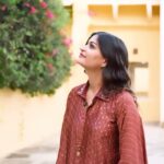 Aditi Vats Instagram - “Radiance Ensemble” Outfit Description: “Radiance Ensemble” is a seamless blend of tradition and chic sophistication from “The Mystic Mirage Collection”. Embrace the enchanting hues of a rustic pink kaftan Coord set, a symphony of elegance and tradition perfectly harmonized for the festive season. The intricate embroidery on the collars glistens with shimmering threads, while delicate blossoms adorn the front, creating a masterpiece of artisanal craftsmanship. Paired with Santoon pants, this ensemble effortlessly captures the essence of chic sophistication, offering a fusion of timeless tradition and contemporary allure for your festival celebrations. Order Placement: For pricing and order placement , please reach us via DM or email at support@jvyal.com Available in sizes M,L,Xl,XXL #jvyal #jvyal #ethnic #ethnicwear #beautifuloutfit #dresstokill #beauty #outfitstocravefor #brand #thingstowear #loveindianwear #indianwear #indianwearlove❤️🇮🇳 #kaftan #kaftansets #festivalkaftan