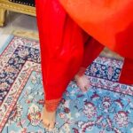 Afsana Khan Instagram - करवा चौथ Mubarak everyone ❤️🧿 Love @saajzofficial 🧿❤️ Outfit @curvclassic ❤️ Makeup @jasleenmakeup Hair @hairartistmika Chandigarh, India