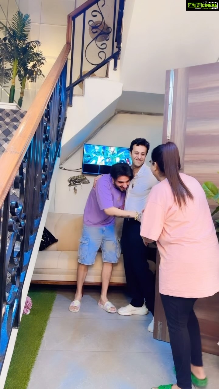 Afsana Khan Instagram - wlcm @salimmerchant bhaijaan down to earth personality ❤️🙌 Something soon ❤️