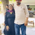 Afsana Khan Instagram - WATCH OUT Out now On SidhuMoosewala Channel 🙏❤️ Vadda bai @sidhu_moosewala #justiceforsidhumoosewala ਜਿੰਨਾ ਚਿਰ ਸਰੀਰ ਚ ਸਾਹ ਰਹਿਣਗੇ ਬਾਈ ਤੈਨੂੰ ਜਿਉਂਦੇ ਰੱਖਾਂਗੇ । ਸਾਡੇ ਲਈ ਤੂੰ ਹੀ ਸਭ ਤੋਂ ਉੱਪਰ ਸੀ ਤੇ ਰਹੇਗਾ।। Chandigarh, India