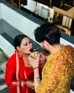 Afsana Khan Instagram - Happy karwa Chauth my love 🌙 @saajzofficial ❤️🧿 #karwachauth #afsaajz #afsaajzforever Photos credit @akshat.1808 Chandigarh, India