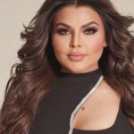 Afsana Khan Instagram - Some stills form our recent photo session! What a blast! Big thanks to our awesome team: Photography by- @deepikasdeepclicks Makeup by- @shiwanidawar_artistry Hair by- @hairfyvivek Jewellery by- @manimuktaajewels Location- @oatmilksocial @karinabedi_ @rakhisawant2511 @itsafsanakhan Subscribe @afsanakhanmusic Chandigarh, India
