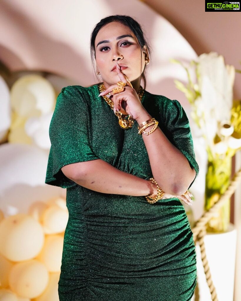Afsana Khan Instagram - 💚💚 Gold Queen 👸🏼 Photographer @thesnapflicks Chandigarh, India