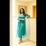 Aima Rosmy Sebastian Instagram - Cling to this vibrant PEACOCK color overcoat salwar set🦚❤️🦚 Perfect outfit for the season!!! Wardrobe @tazzels3 👗 Click by @vineethphotos 📸 Muweillah Comercial, Sharjah UAE