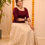 Aima Rosmy Sebastian Instagram - Onam special 🌹✨🌹 Wearing @pearlsfashionshj 👗 Shot by @sabir_photography_ 📸 Jewels by @azaleamanacy 🧿 Sharjah