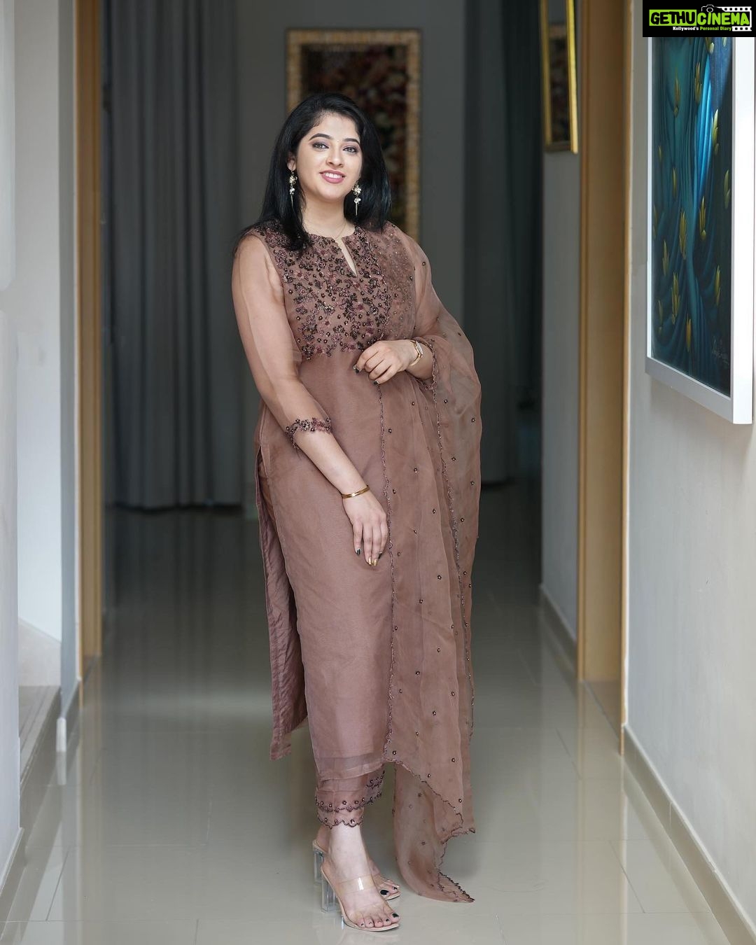 Aima Rosmy Sebastian Instagram - Chocolatier š« Wardrobe @tazzels3 š Clicks by @vineethphotos šø. . . . . . . . . . . #instagood #instagram #instagram #instafashion #fashion #fashionblogger #fashionstyle #fashionable #fashiongram #instadaily #trending #trendingpost Muweillah Comercial, Sharjah UAE
