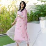 Aima Rosmy Sebastian Instagram - ROSE 🌹 Wardrobe @tazzels3 👗 Pc @vineethphotos 📸 Muweillah Comercial, Sharjah UAE