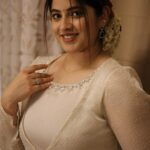 Aima Rosmy Sebastian Instagram - 🌼"A touch of tradition, a dash of Western flair - unique Onam-inspired ensemble."🌼 Attire @pearlsfashionshj 👗 Sharjah