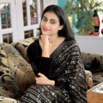 Aishu Instagram – A ray of sunshine 🌟

.
.
.
#aishuads #photooftheday#photogram #photoofthedaygallery #loveyourself #lookwithin #ethnicwear #blacklove