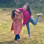 Aishu Instagram – Like mom like daughter 💖 🌹
@shyji_ads
Pc: @alhena_ads🌻
.
.
.
#aishuads
#shyjiads
#photooftheday #photogram #picoftheday #momanddaughter