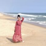 Aishu Instagram – Sandy toes, sun-kissed nose❤️☀️

Pc:@ashref_ash ❤️

#ecr#aishuads #photooftheday #photogram #photography #picoftheday #picture #loveyourself Chennai, India