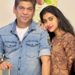 Aishu Instagram – Happy birthday papa.
Thankyou for existing!
Thankyou for being you!
Thankyou for being there!
.
.
.
🎀 ❤️
🎀 ❤️
🎀 ❤️