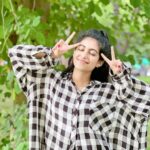 Aishu Instagram – The shirt is for three and free🤡

#photogram #photooftheday #aishuads#picoftheday #picturebooks #peaceout #loveyourself