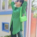 Aishu Instagram – Felt like a lettuce salad todayyyy💚😆
Reminder to *go green*
#aishuads #photooftheday #photogram #ootd #loveyourself #picoftheday#picturebook
