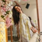 Aishwarya Sakhuja Instagram – Blooming…with grace🌼
.
.
👗: @thebairaas 
.
. 
#diwalitime #festiveseason #peace #happiness #goodtimes #goodvibes #aishwaryasakhuja