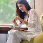 Aishwarya Sakhuja Instagram - Dear Diary, Thank you for comforting me and listening to me without judging. If not for you, I wonder who would I share my daily melodramas with. You are always there to listen to the things that I can't say out loud or rather choose to not say out loud. I wonder who would carry my burdens like you do? You help me take away all the negative thoughts and replace them with positivity. I don't know how you do that, but I feel there's some kinda magic within you. You have literally witnessed it all...my laughter, my tears and even my worst fears! And amidst all this, never have you made me feel lonely. Thank you for being my constant companion! Yours Forever, Aishwarya Sakhuja ❤️ . . #diary #thoughtoftheday #journaling #dailymotivation #aishwaryasakhuja