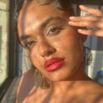 Aiswarya Suresh Instagram - Something is cooking makeup by @_nikitachamling_ @deepeshjaipuriar @anannyaj_s @besparkofficial 😈☠️