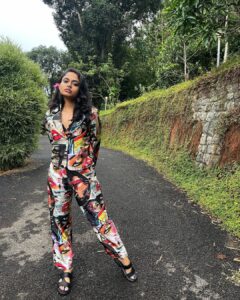 Aiswarya Suresh Instagram - @spiceslapresort ♥️
Beautiful and serene ❣️
Shot by @shijuarofficial