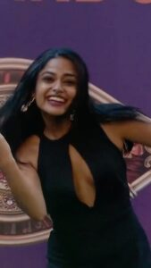 Aiswarya Suresh Instagram - Back again with more disco 🪩 💃 
#lachubigboss