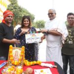 Akanksha Awasthi Instagram – Muhurat Of Accidental Dulha 🎥 🎬 
.
Banner : Aks Pathshala Entertainment 
Producer : Vivek Kumar 
Director : Anand Singh 
DOP : Ayub Ali Khan 
.
.
.
#newmovie #shooting #bhojpuri #bhojpuri_song #bhojpurireels Mumbai, Maharashtra