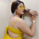 Akanksha Awasthi Instagram - Stay original and let the world copy you. ❤️ . . . #model #fashion #photography #love #style #instagood #photooftheday #beauty #instagram #beautiful #like #follow #photo #art #photoshoot #picoftheday #modeling #portrait #cute #girl #photographer #happy #smile #likeforlikes #me #myself #makeup #bhfyp #nature #instadaily