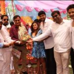 Akanksha Awasthi Instagram – शुभ मुहूर्त…

दुलहिन न. 1
निर्माता- श्री विवेक कुमार
निर्देशक- श्री कन्हैया एस विश्वकर्मा
लेखक- श्री राकेश त्रिपाठी Malihabad, Lucknow