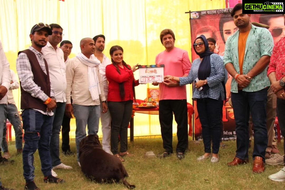 Akanksha Awasthi Instagram - AKS PATHSHALA ENTERTAINMENT LLP presents CHINGARI Bhojpuri movie चिंगारी लगेगी जरूर... PRODUCER - VIVEK KUMAR SIR DIRECTOR - KANHAIYA S VISHWAKRMA (ME). WRITER - RAKESH TRIPATHI BHAIYA D. O. P - PRAKASH JI. MUSIC - MADHUKAR ANAND JI , RAJNISH MISHRA BHAIYA ART DIRECTOR - RAM BABU THAKUR ASSOCIATE DIRECTOR - RAVI TIWARI JI CREATIVE HEAD- KRISHNA YADAV BHAIYA EX. PRODUCER - ROHIT SHARMA JI LOCATION MANAGER - NITIN JI CHOROGRAFHAR - KANU MUKHARJEE. MACKUMAN TEAM- MANAD KUMAR , ANAND DADA, KIRAN JI ASSISTANT DIRECTOR - KULDEEP MISHRA JI, SONU SAMAN MAHI JI, KAJAL PANDEY JI PRODUCTION MANAGER - PANKAJ JI, AWDESH JI, ASHOK JI, STARCAST - KUNAL SINGH BHAIYA, AKANKSHA JI , @vikrant8235 , @ranichatterjeeofficial, @sanjaypandeyofficial, @maya.yadav_offical , @vinit__vishal, @devsingh6780, @ayazkhan701, JASHVINDER JI, KRISHNA YADAV JI, RAVI TIWARI JI ..