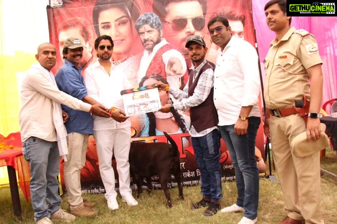 Akanksha Awasthi Instagram - AKS PATHSHALA ENTERTAINMENT LLP presents CHINGARI Bhojpuri movie चिंगारी लगेगी जरूर... PRODUCER - VIVEK KUMAR SIR DIRECTOR - KANHAIYA S VISHWAKRMA (ME). WRITER - RAKESH TRIPATHI BHAIYA D. O. P - PRAKASH JI. MUSIC - MADHUKAR ANAND JI , RAJNISH MISHRA BHAIYA ART DIRECTOR - RAM BABU THAKUR ASSOCIATE DIRECTOR - RAVI TIWARI JI CREATIVE HEAD- KRISHNA YADAV BHAIYA EX. PRODUCER - ROHIT SHARMA JI LOCATION MANAGER - NITIN JI CHOROGRAFHAR - KANU MUKHARJEE. MACKUMAN TEAM- MANAD KUMAR , ANAND DADA, KIRAN JI ASSISTANT DIRECTOR - KULDEEP MISHRA JI, SONU SAMAN MAHI JI, KAJAL PANDEY JI PRODUCTION MANAGER - PANKAJ JI, AWDESH JI, ASHOK JI, STARCAST - KUNAL SINGH BHAIYA, AKANKSHA JI , @vikrant8235 , @ranichatterjeeofficial, @sanjaypandeyofficial, @maya.yadav_offical , @vinit__vishal, @devsingh6780, @ayazkhan701, JASHVINDER JI, KRISHNA YADAV JI, RAVI TIWARI JI ..
