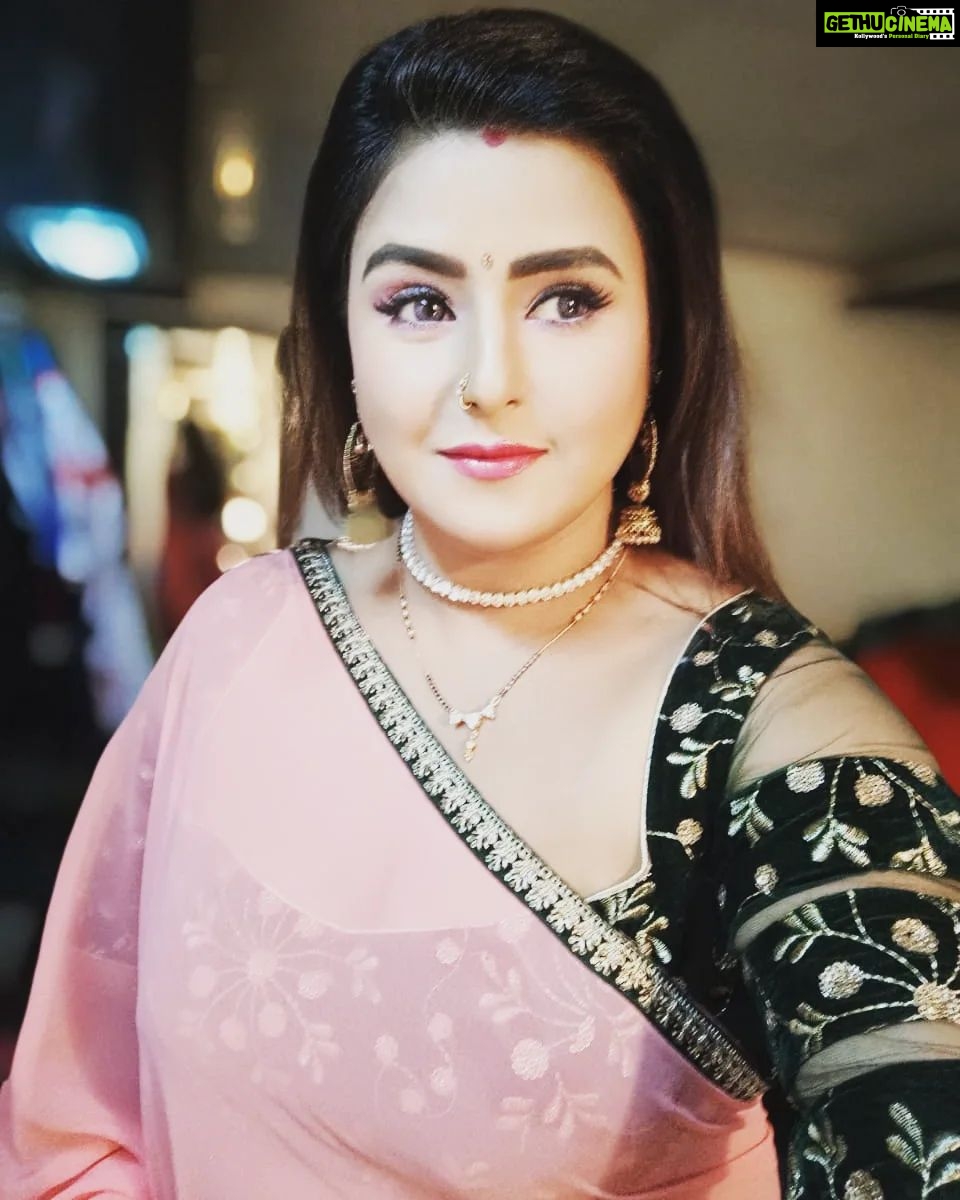 Akanksha Awasthi Instagram - That's what makes acting so attractive. ...❤️❤️❤️ . . . #trending #viral #instagram #love #explorepage #explore #instagood #fashion #follow #tiktok #like #likeforlikes #followforfollowback #photography #india #trend #instadaily #memes #music #style #trendingnow #reels #foryou #likes #photooftheday #model #beautiful #bollywood #bhfyp #instagood Mumbai - मुंबई