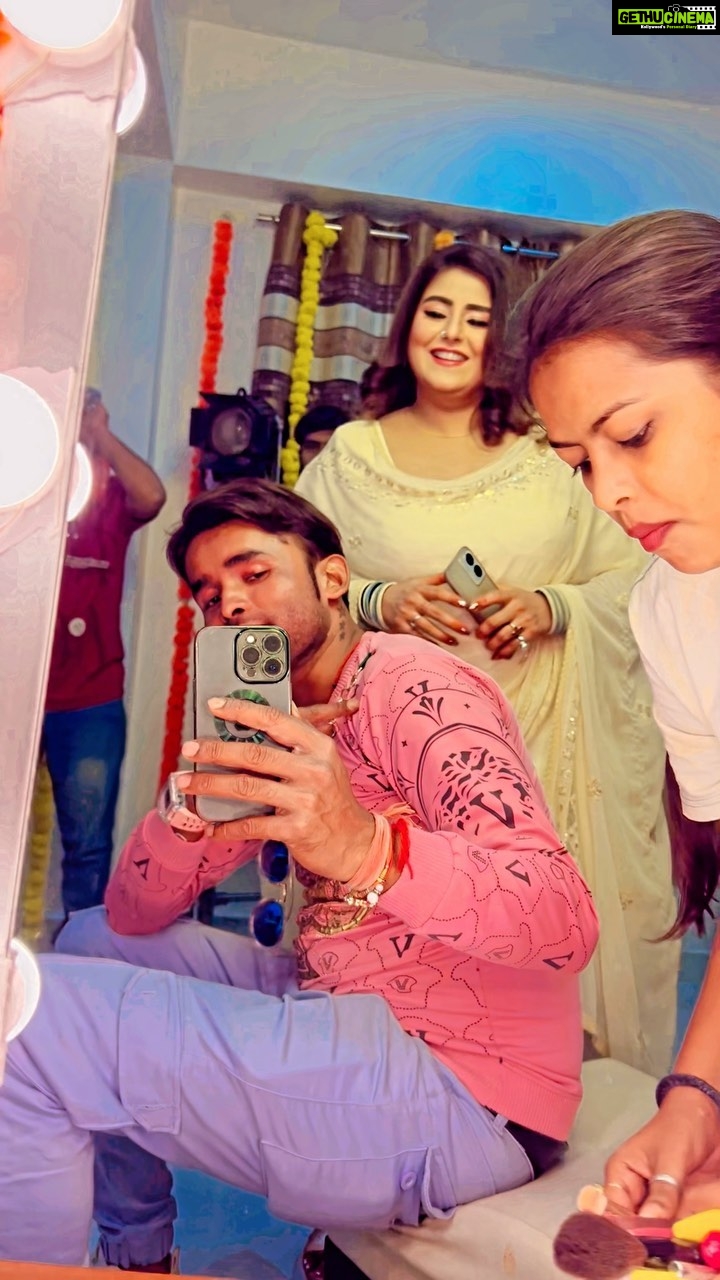 Akanksha Awasthi Instagram - With beautiful @aakankshaawasthi9 ji .. On set #accidentaldulhabhojpurimovie
