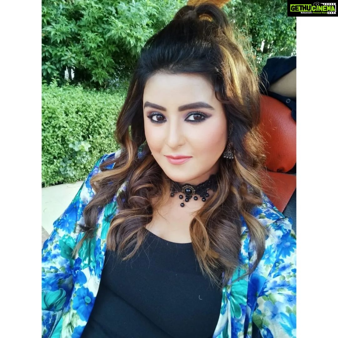 Akanksha Awasthi Instagram - Keep smiling, because life is a beautiful thing and there's so much to smile about... ❤️❤️❤️ . . . #likes #like #follow #likeforlikes #love #instagood #instagram #followforfollowback #followme #photooftheday #photography #bhfyp #instalike #l #instadaily #picoftheday #likeforfollow #fashion #beautiful #me #followers #smile #likeforlike #myself #followback #f #comment #followforfollow #likesforlikes #artist Mumbai, Maharashtra