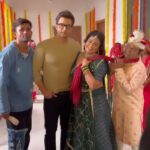 Akanksha Awasthi Instagram - Shoot clicks of #accidentaldulha .. @vikrant8235 bhaiya , @aakankshaawasthi9 ji , @anandsingh4896 ji …