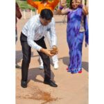 Akanksha Awasthi Instagram - "अक्स पाठशाला इंटरटेनमेंट" के बैनर तले बन रही नई भोजपुरी फिल्म का मुहूर्त सोमवार को लखनऊ के कुड़िया घाट में दिनेश सहगल जी के हाथों हुआ। इस फिल्म के निर्माता विवेक कुमार, निर्देशक बॉबी सिंह व लेखक राजेश बेरी हैं। फिल्म का छायांकन अनिल डंडा, और नृत्य निर्देशन कानू मुखर्जी जी ने किया हैं। फिल्म की मुख्य भूमिका में अवधेश मिश्रा, आदित्य ओझा और आकांक्षा अवस्थी जी हैं। Bhojpuri film Muhurta in Kudiyaghat , Uttar Pradesh's Lucknow. Which is being produced under the banner of "AKS Pathshala Entertainment", produced by Vivek Kumar and starring Awdhesh Mishra, Aditya Ojha and Akanksha Awasthi in the lead roles. The director of the film is Bobby Singh and writer Rajesh Beri, along with the cinematography of the film by Anil Danda and choreography by kanu mukherjee. Chief guest - Dinesh Sahgal. . . . . #bhojpuri #bhojpurihot #bhojpuriqueen #bhojpuricinema #भोजपुरिया #bhopuriactress #new #bhojpuripost #instagram #instagood #film #filmmaking #me #actress #superstar #movies #भोजपुरी Lucknow, Uttar Pradesh