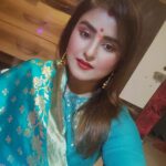 Akanksha Awasthi Instagram - Traditional and this make me proud😇 #traditionalwear #traditional #treanding Mumbai, Maharashtra