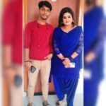 Akanksha Awasthi Instagram - With 😊❤️@aakankshaawasthi9 Maharajganj market- bhadohi