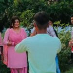 Akanksha Awasthi Instagram - It’s such a fun meeting you all on the sets of Accidental Dulha 🎥 🎬 . Banner : Aks Pathshala Entertainment Producer : Vivek Kumar Director : Anand Singh DOP : Ayub Ali Khan Writer : Manoj Panday . . . #newmovie #shooting #bhojpuri #bhojpuri_song #bhojpurireels