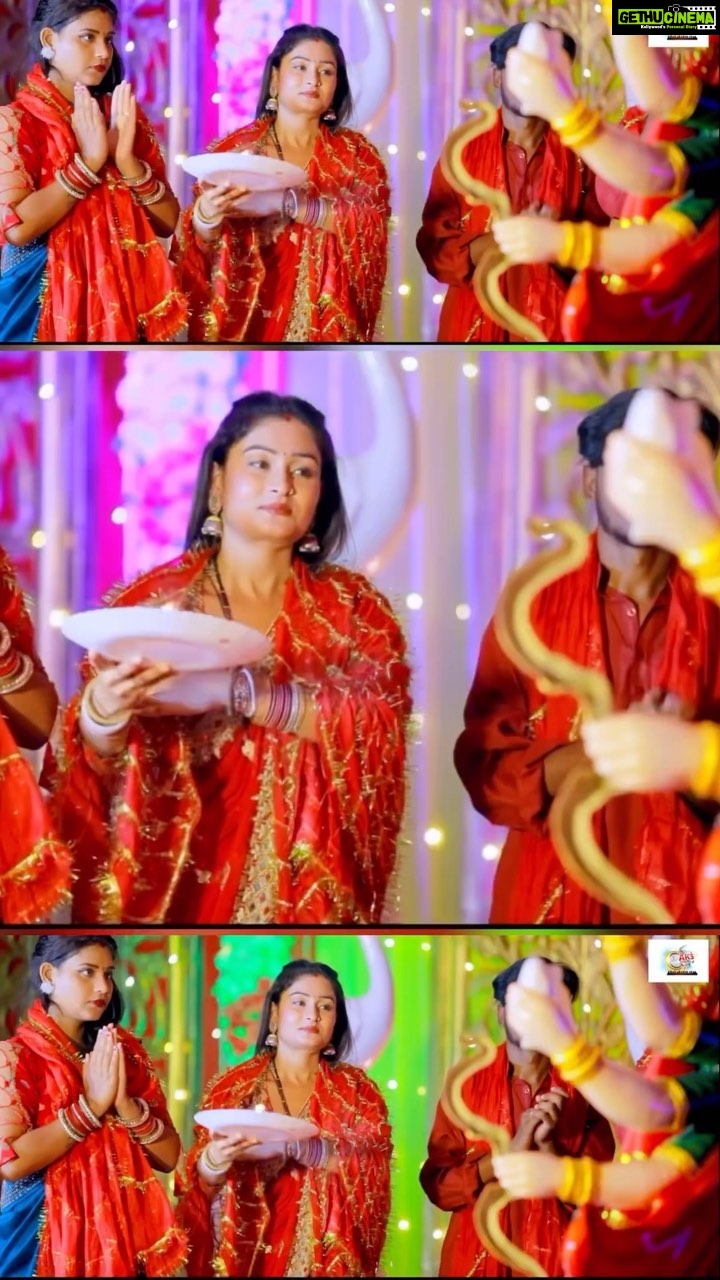 Akanksha Awasthi Instagram - सुनी सातो बहिना Out Now On Aks Music YouTube Channel 💫 Link In Bio 😇 @jaunpuriii @punitapriyasinger @simransrivastava11_c @aakankshaawasthi9 . . . . #youtube #songs #navratri #navratrispecial #song Mumbai, Maharashtra