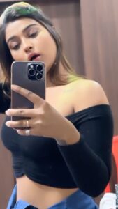 Akanksha Dubey Instagram - Just try #akankshadubey