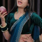 Akanksha Dubey Instagram - Hathe me Baigan 🍆🍆🍆 @swaggy_singh_rajput @samarsinghh @akankshadubey_official