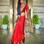 Akansha Chamola Instagram - sindoor khela 🥰🥰🥰🥰 JAI MAA DURGA 🙏🏽🙏🏽🙏🏽🙏🏽 . . . . . . . . . . . . . . . . . . . . . . . . . . . . . . . . #instagood #navratri #sindoorkhela #jaimatadi #saree #sareelove #sareefashion #red #redsaree #desi #desifashion #desigirl #curvyfashion #instastyle #instamood #navratrispecial #dusshera #indianfestivewear